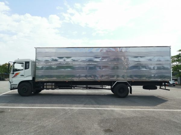 Xe tải thùng 2 chân B180 9 tấn thùng dài 7,8m(4X2) Euro 5 Thùng Kín - Hình ảnh 8