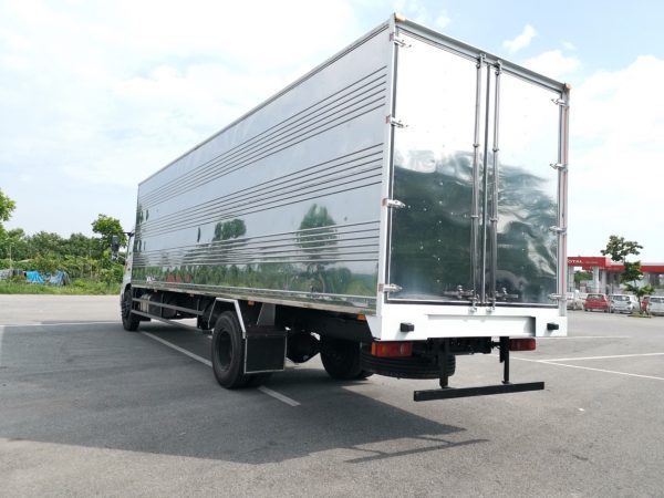 Xe tải thùng 2 chân B180 9 tấn thùng dài 7,8m(4X2) Euro 5 Thùng Kín - Hình ảnh 7