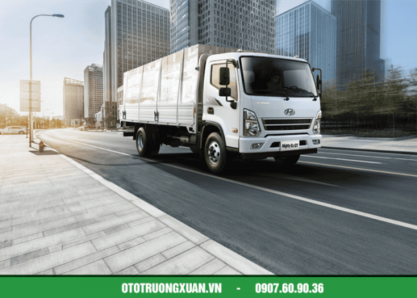Xe Tải Hyundai EX8 GTL Thùng Kín - Hình ảnh 3