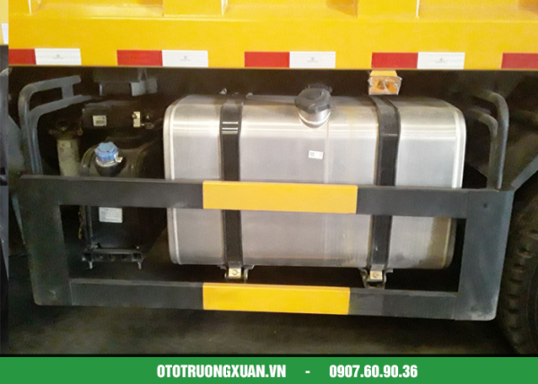 Xe ben 4 Chân DCI385( 8x4/385HP) thùng vuông - Hình ảnh 9