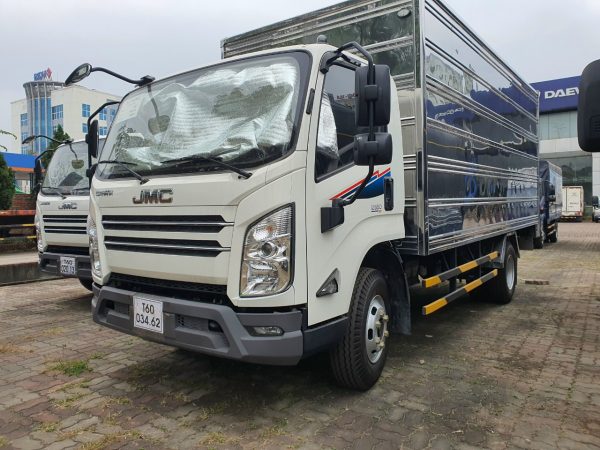 Xe Tải IZ650SE 6,5 Tấn Thùng Kín - Hình ảnh 2