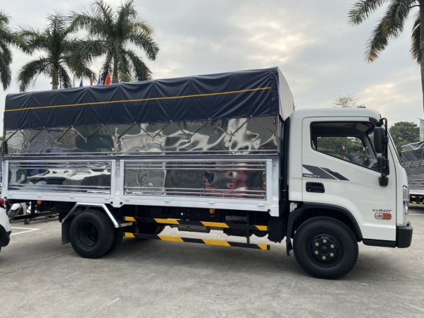 Xe Tải Hyundai EX8 GT S2 Thùng Bạc - Hình ảnh 2