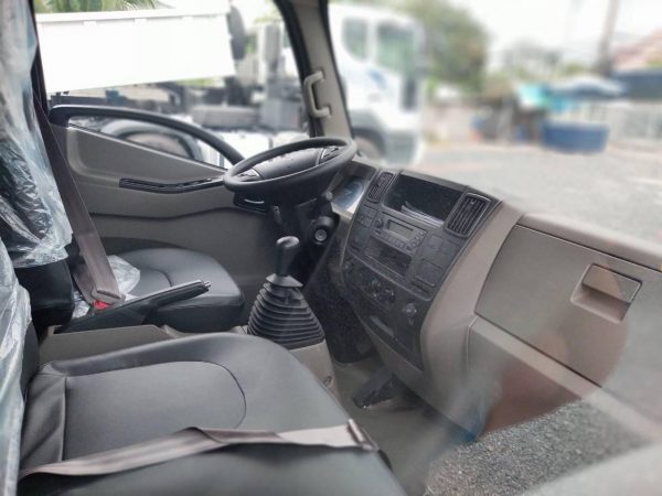 Đô Thành IZ350 THÙNG KÍN - Hình ảnh 9