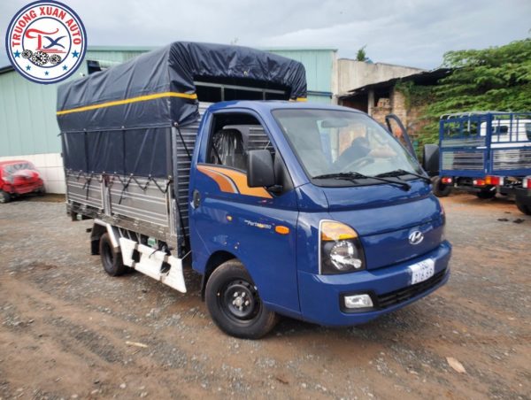 XE TẢI HYUNDAI PORTER H150 THÙNG MUI BẠT 1, 5 TẤN - Hình ảnh 3