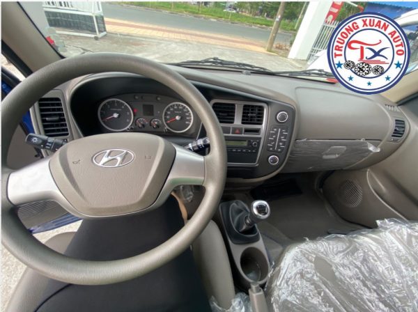 XE TẢI HYUNDAI PORTER H150 THÙNG KÍN CÁNH DƠI 1, 5 TẤN - Hình ảnh 5