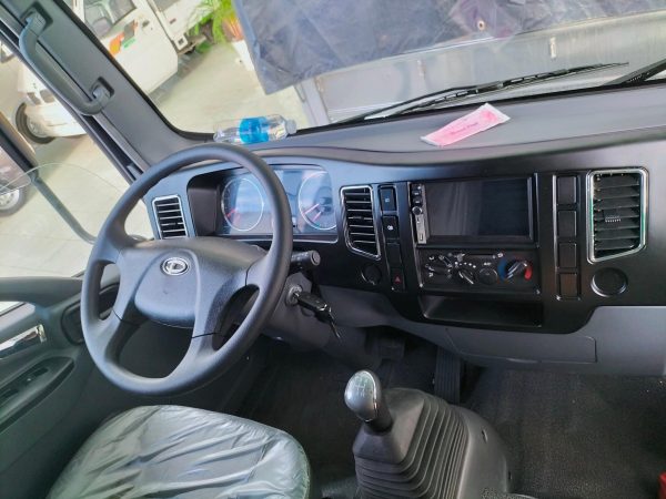 XE TẢI TERA190SL THÙNG KÍN - Hình ảnh 6